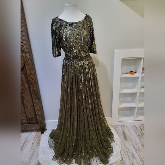 Mac Duggal SHORT SLEEVE OMBRE SEQUINED EVENING GOWN NWOT size 4 Olive Green 4913 - Picture 4 of 7